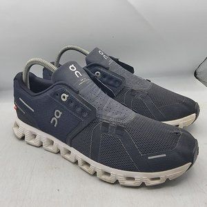 On Cloud 5 Womens 9.5 Black Athletic Running Shoes Outdoors Lightweight Comfort
